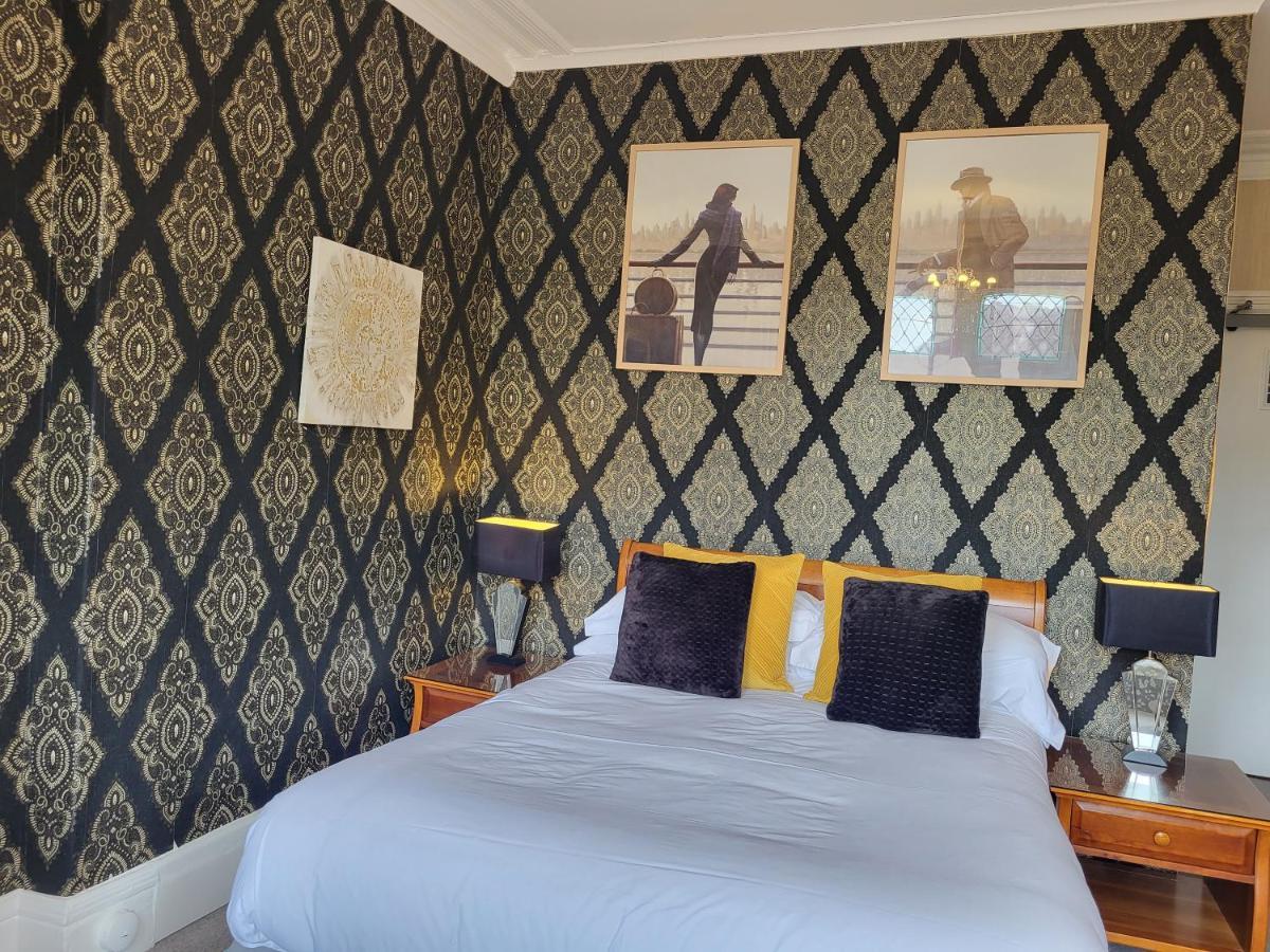 St George'S Guest House York Esterno foto