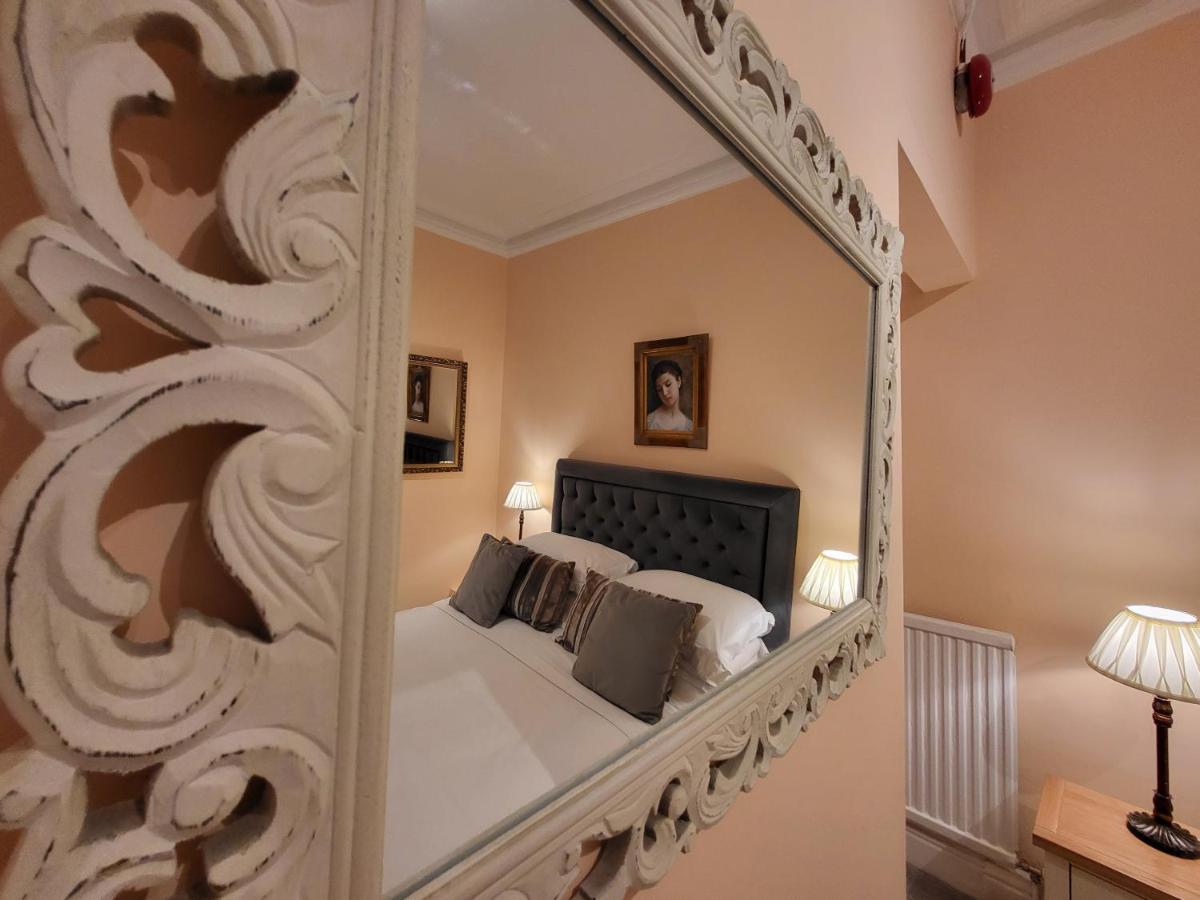 St George'S Guest House York Esterno foto