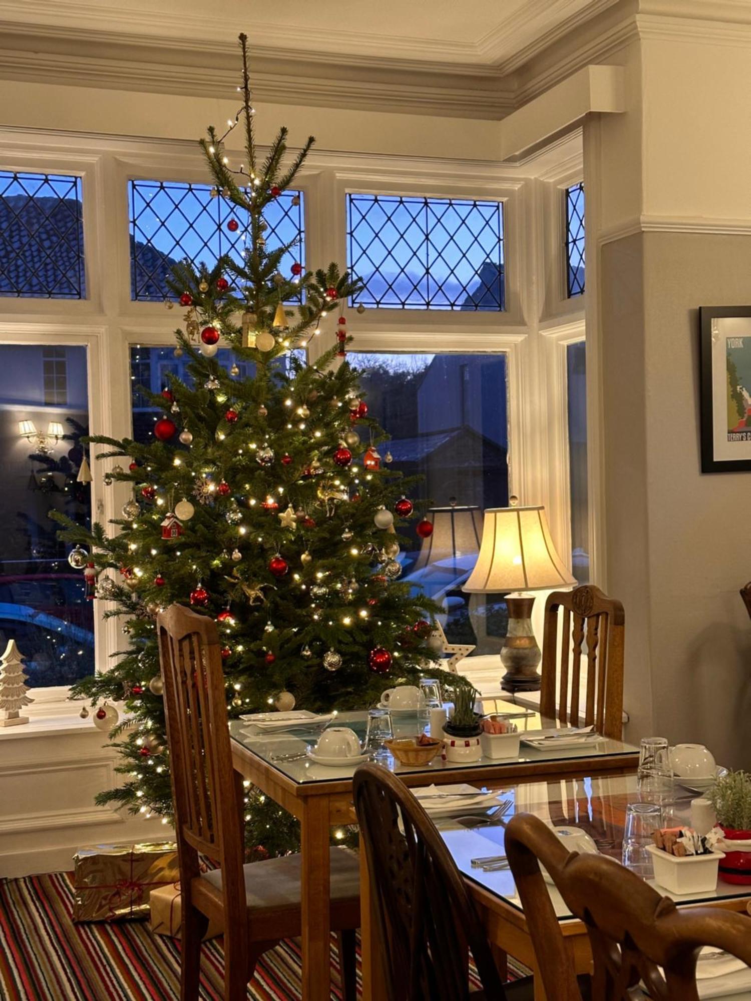 St George'S Guest House York Esterno foto