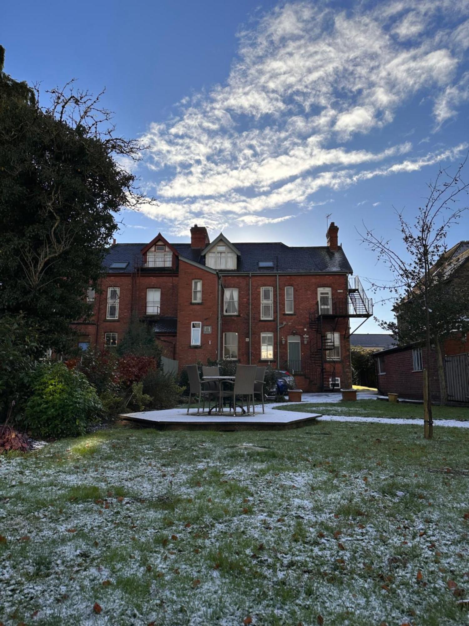 St George'S Guest House York Esterno foto