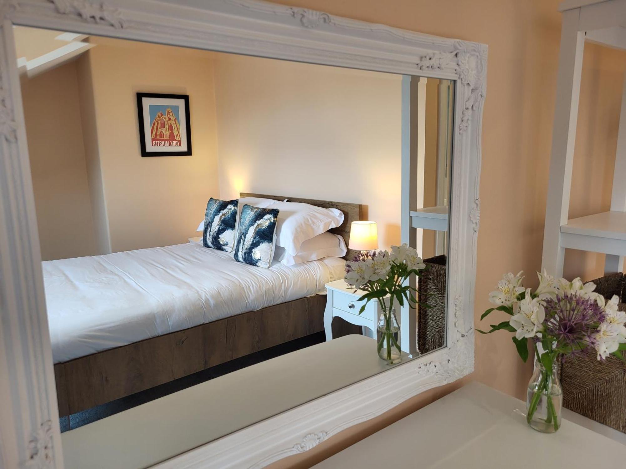St George'S Guest House York Esterno foto