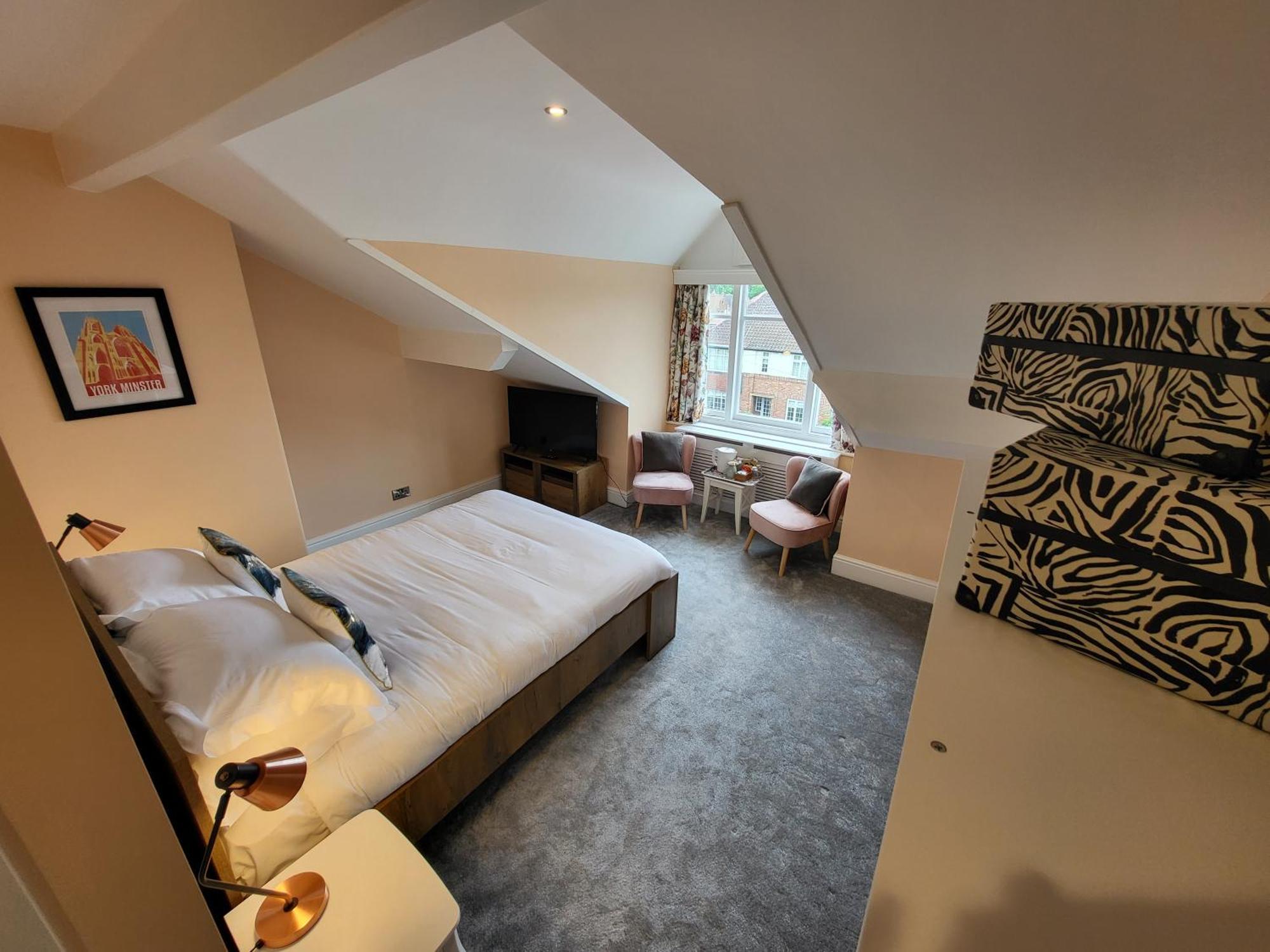 St George'S Guest House York Esterno foto
